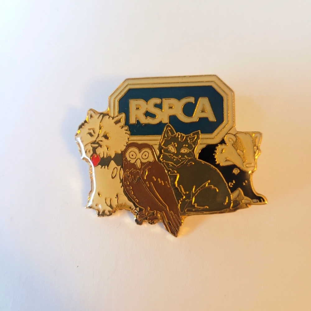 Vintage RSPCA lapel pin